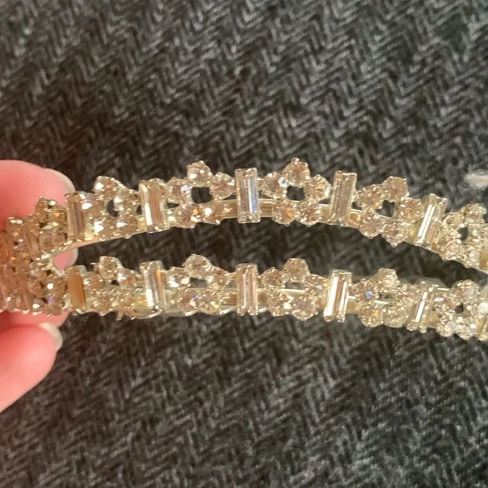 N/A rhinestone tiara